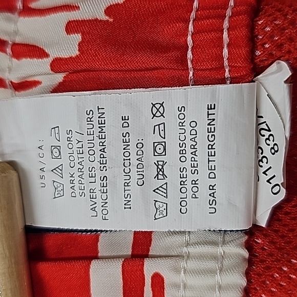 Chaps mens swim trunks. Red, white floral. Size XL. Velcro & tie front. - Picture 9 of 12